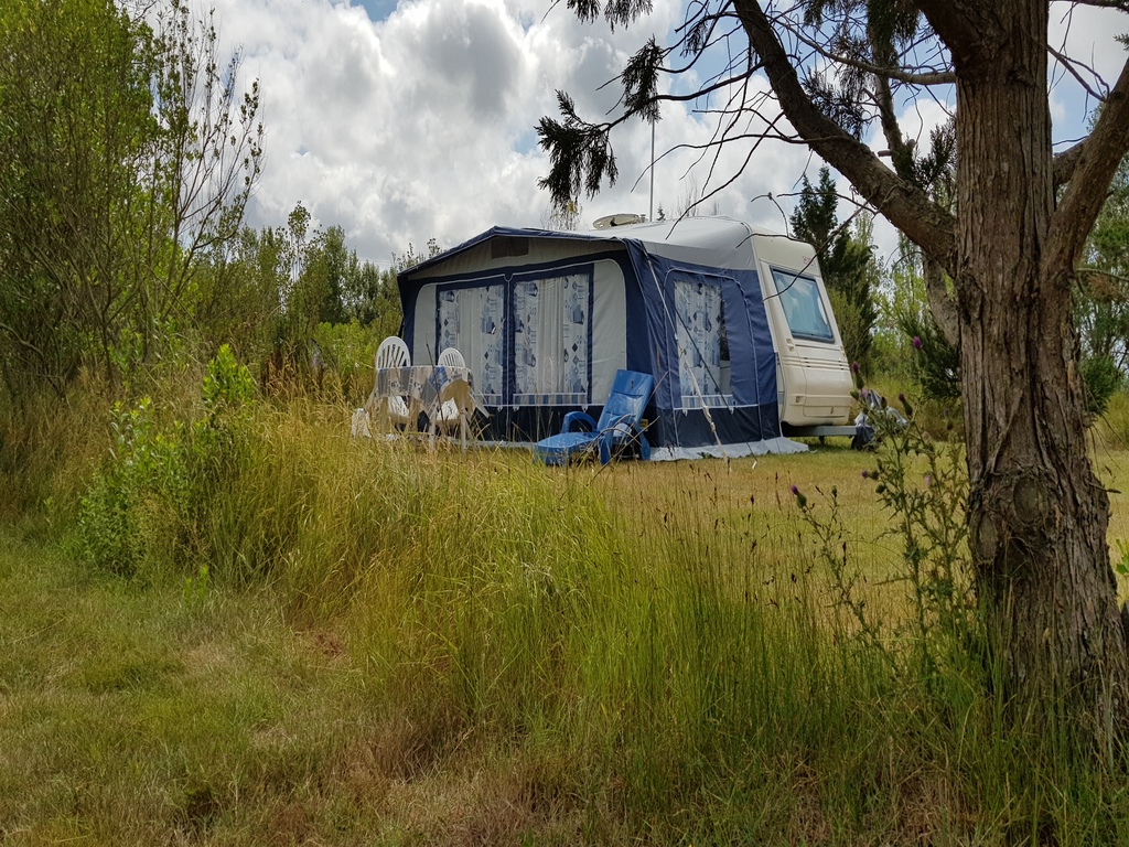 grand-emplacement-85-vendee-tente-camping-nature-calme-les-chagnelles-85
